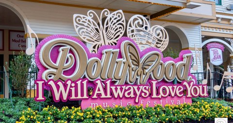 Dollywood sign