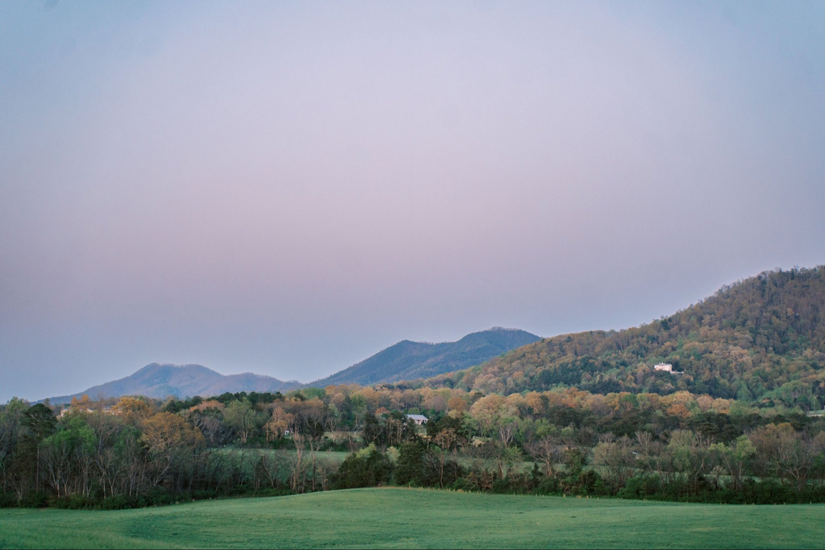 Local Spotlight: The Best Smoky Mountain Activities for Your Wedding Guests