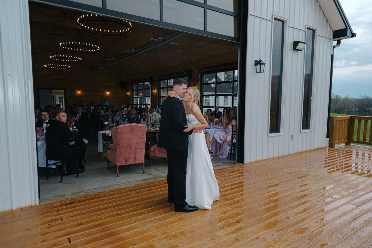 What to Do If It Rains on Your Wedding Day at The Estate at Sweetwater Creek